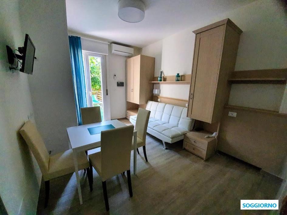 B&B Airone Cervia - Camere E Appartamenti Exterior foto